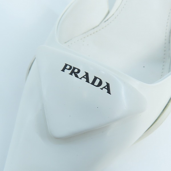 実際に弊社で買取させて頂いたPRADA/プラダトライアングル パッチ パンプス/35の画像 6枚目