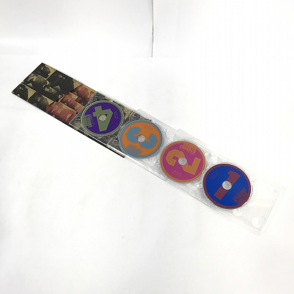 実際に弊社で買取させて頂いたKYOSUKE HIMURO/氷室京介 COUNTDOWN LIVE CROSSOVER 05－06 1st STAGE / 2nd STAGE DVD の画像 5枚目