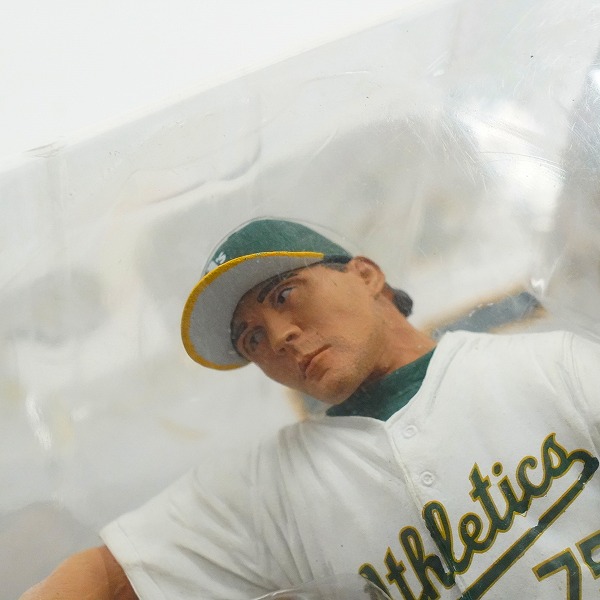 実際に弊社で買取させて頂いた【未開封】McFARLANE TOYS/マクファーレントイズ オークランド・アスレチックス #75 BARRY ZITO バリー・ジト フィギュア 白の画像 2枚目