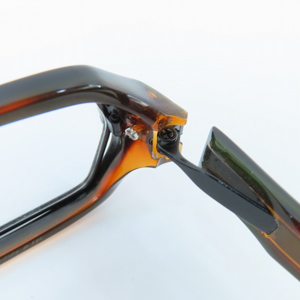 実際に弊社で買取させて頂いたLess than human/レスザンヒューマン MK-ULTRA  メガネフレーム アイウェア 　の画像 4枚目