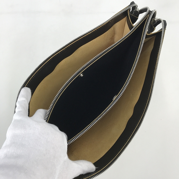 実際に弊社で買取させて頂いたMARNI/マルニ 型抜き クラッチバッグ/セカンドバッグ レザーの画像 3枚目