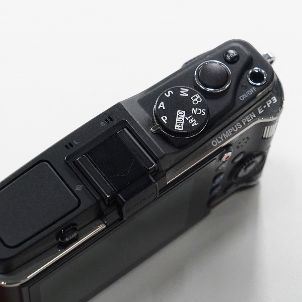 実際に弊社で買取させて頂いたOLYMPUS/オリンパス PEN E-P3 デジタル ミラーレス一眼 カメラ ボディ 動作確認済みの画像 3枚目