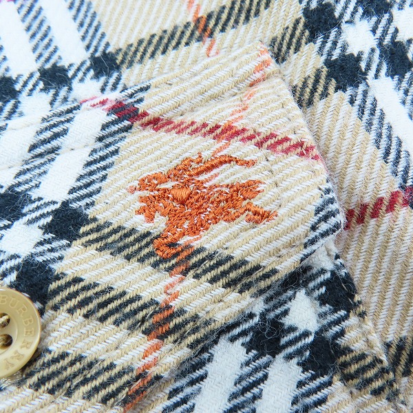 実際に弊社で買取させて頂いたBurberry London BLUE LABEL/バーバリーロンドン ブルーレーベル ノバチェック 長袖ボタンシャツ FEF33-639-52/38の画像 5枚目