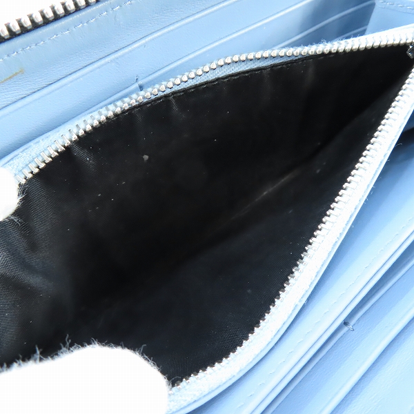 実際に弊社で買取させて頂いたPRADA/プラダ レザー ラウンドジップ長財布 の画像 4枚目