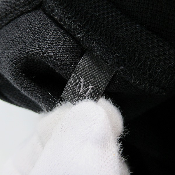 実際に弊社で買取させて頂いた【JPタグ】MONCLER/モンクレール バックロゴ ポロシャツ ブラック J20918A00012 899UR/Mの画像 3枚目