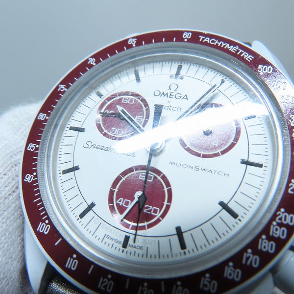 実際に弊社で買取させて頂いたOMEGA×Swatch/オメガ×スウォッチ ムーンウォッチ ミッション トゥ プルート クロノグラフ クオーツ SO33M101の画像 5枚目