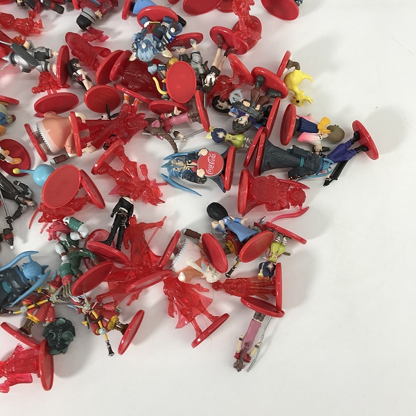 実際に弊社で買取させて頂いたコカ・コーラ FF/ファイナルファンタジー ミニフィギュア セットの画像 4枚目