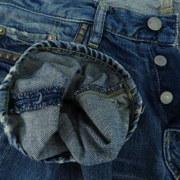 実際に弊社で買取させて頂いたHYSTERIC GLAMOUR/ヒステリックグラマー リペア加工 スタッズ付デニムパンツ 0211AP08 /32の画像 2枚目