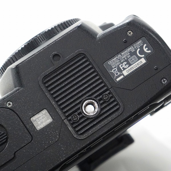 実際に弊社で買取させて頂いたOLYMPUS/オリンパス E-30 デジタル一眼レフカメラ ボディ 動作未確認の画像 6枚目