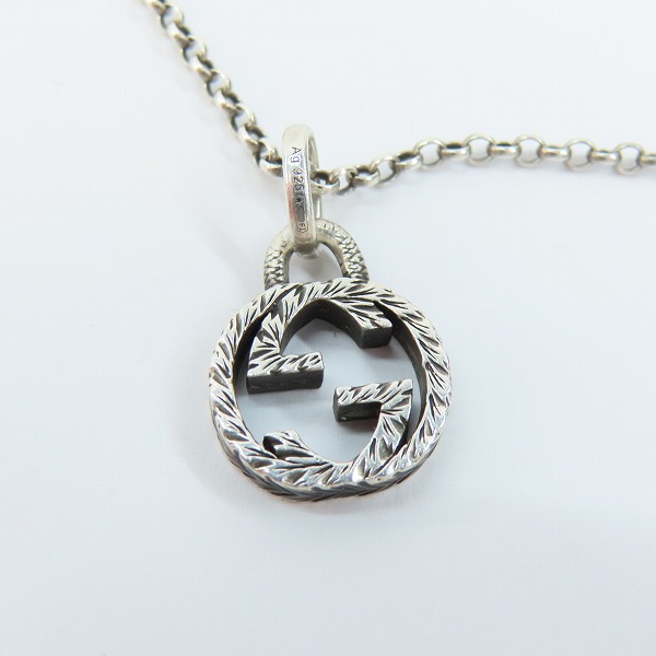 実際に弊社で買取させて頂いたGUCCI/グッチ インターロッキングGGロゴ 印唐草模様 アラベスク ネックレス/ペンダントの画像 1枚目