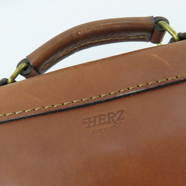 実際に弊社で買取させて頂いたHERZ/ヘルツ 3way ハンドバッグ/ショルダーバッグ/リュックの画像 4枚目
