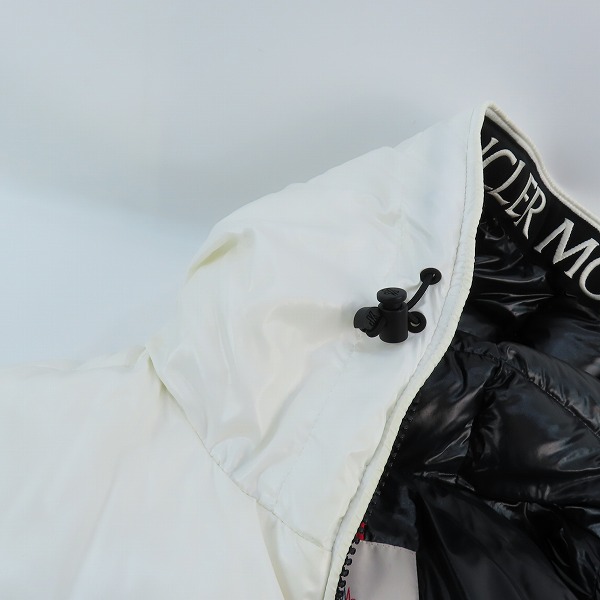 実際に弊社で買取させて頂いたMONCLER/モンクレール BARONNIES GIUBBOTTO/バロニーズ ダウン ジャケット F20911A51B00 68950/1の画像 8枚目
