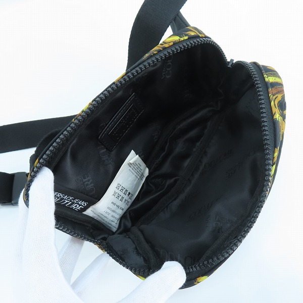 実際に弊社で買取させて頂いたVERSACE JEANS COUTURE/ヴェルサーチジーンズクチュール クロスボディバッグ 72YA4B9Oの画像 3枚目