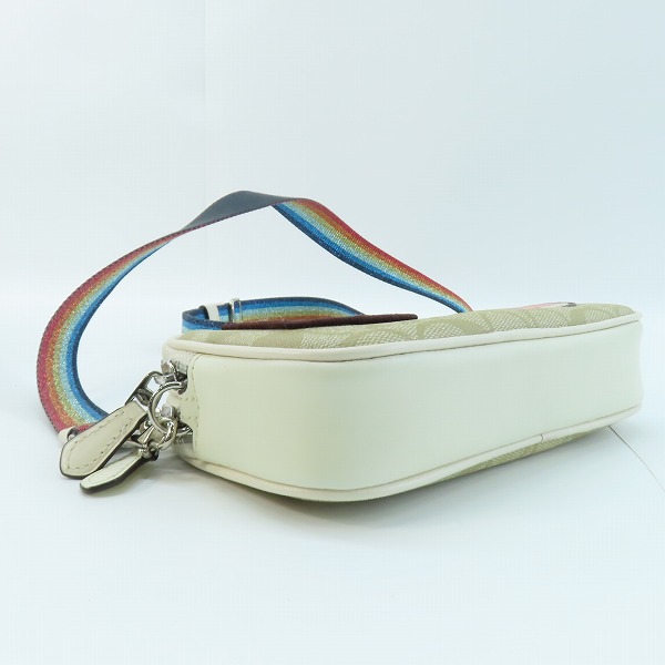 実際に弊社で買取させて頂いたCOACH × Disney/コーチ × ディズニー コラボ ワッペン付ショルダーバッグ の画像 2枚目