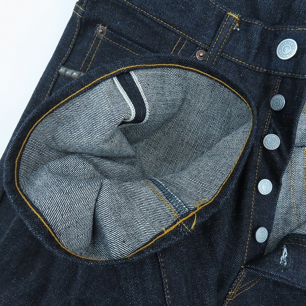 実際に弊社で買取させて頂いたHYSTERIC GLAMOUR/ヒステリックグラマー リジットデニム ストレートバギーパンツ スタッズ付き 02223AP01/W29L32の画像 2枚目