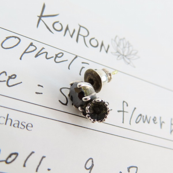 実際に弊社で買取させて頂いた【ギャラ付き】KONRON/コンロン シャインフラワーピアス
