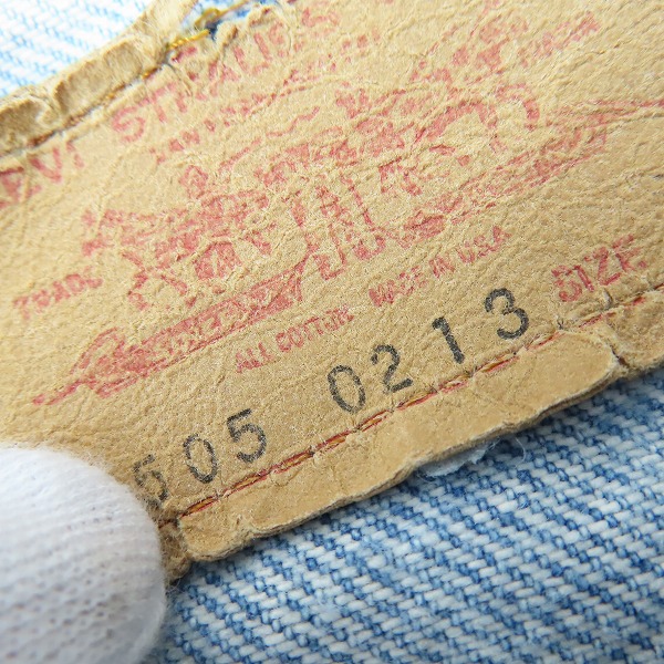 実際に弊社で買取させて頂いたLevi's/リーバイス ボタン裏刻印1/ヴィンテージ デニムジャケット/Gジャン 70505-0213/40の画像 3枚目