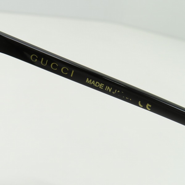 実際に弊社で買取させて頂いたGUCCI/グッチ チェーン付きサングラス/アイウェア GG1076S 001の画像 4枚目