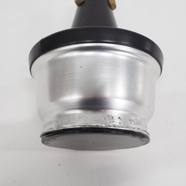 実際に弊社で買取させて頂いた【難有り】DENIS WICK/デニスウィック PRECISION MUTE/プレシジョン トランペット用 ミュート カップの画像 2枚目