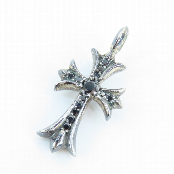 実際に弊社で買取させて頂いたCHROME HEARTS/クロムハーツ タイニーファットクロスペンダント パヴェブラックダイヤ