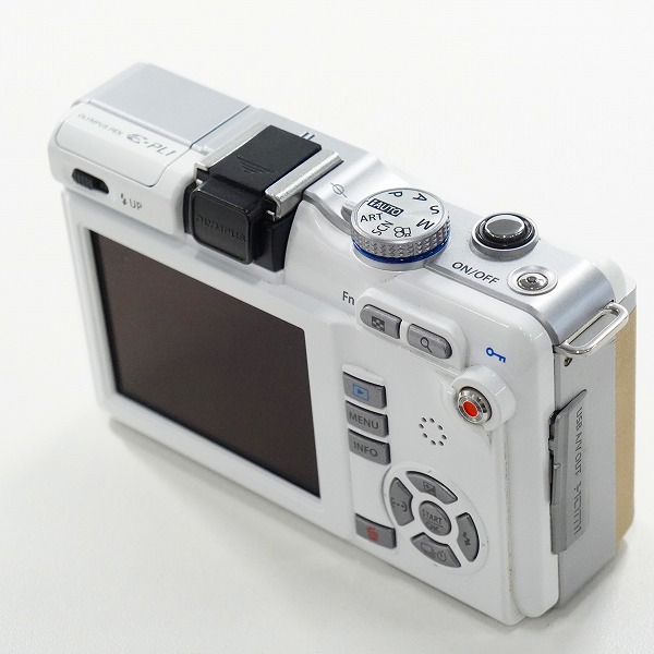 実際に弊社で買取させて頂いたOLYMPUS/オリンパス PEN E-PL1 ミラーレス 一眼カメラ デジタルカメラ ボディ 動作未確認の画像 2枚目