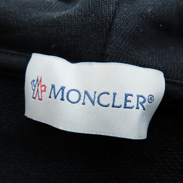 実際に弊社で買取させて頂いた【JPタグ】MONCLER/モンクレール MAGLIA プルオーバーパーカー E10918039800 Lの画像 2枚目