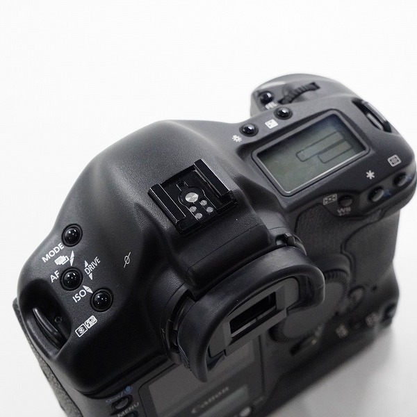 実際に弊社で買取させて頂いたCanon/キャノン DS126081 EOS-1 Ds Mark II デジタル一眼レフカメラ ボディ 動作未確認の画像 3枚目