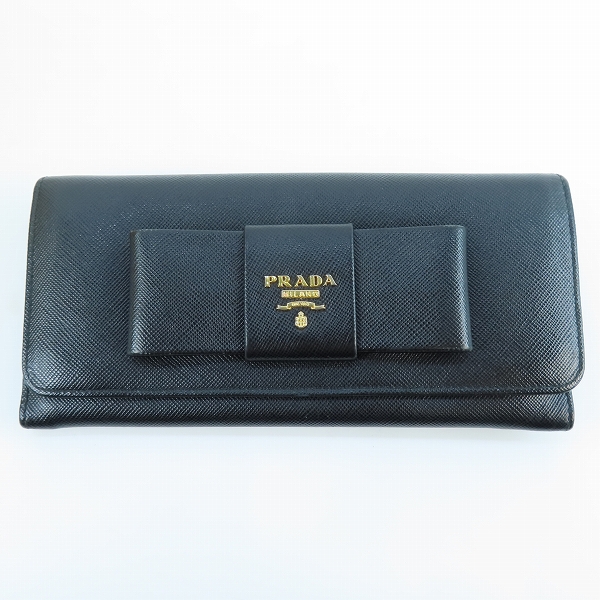 実際に弊社で買取させて頂いたPRADA/プラダ リボン サフィアーノレザー二つ折り長財布 1M1132