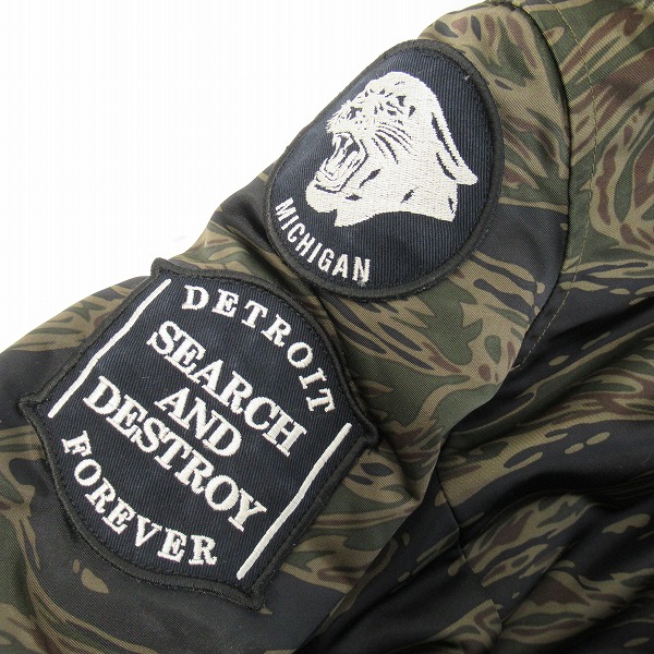 実際に弊社で買取させて頂いたHYSTERIC GLAMOUR/ヒステリックグラマー プリマロフト タイガーカモ N-3B ジャケット ショート 2AC-8550/Fの画像 6枚目