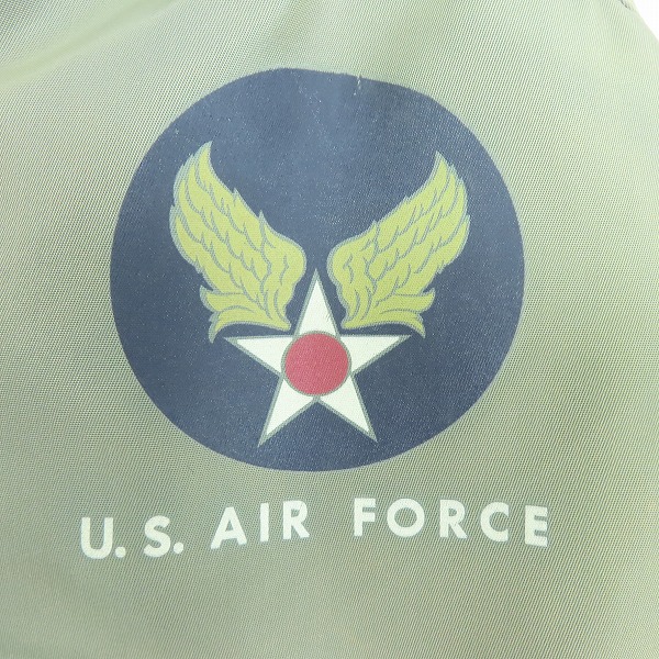 実際に弊社で買取させて頂いたBUZZ RICKSON'S/バズリクソンズ LION UNIFORM社実名復刻 MA-1 フライトジャケット BR10981/XLの画像 4枚目