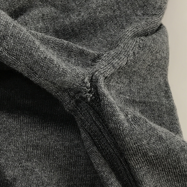 実際に弊社で買取させて頂いたHUGO BOSS/ヒューゴボス Vネックニット Mの画像 8枚目