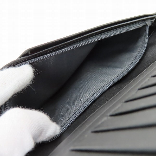 実際に弊社で買取させて頂いたTUMI/トゥミ travel wallet w zip pouch トラベルウォレット/二つ折り長財布の画像 5枚目