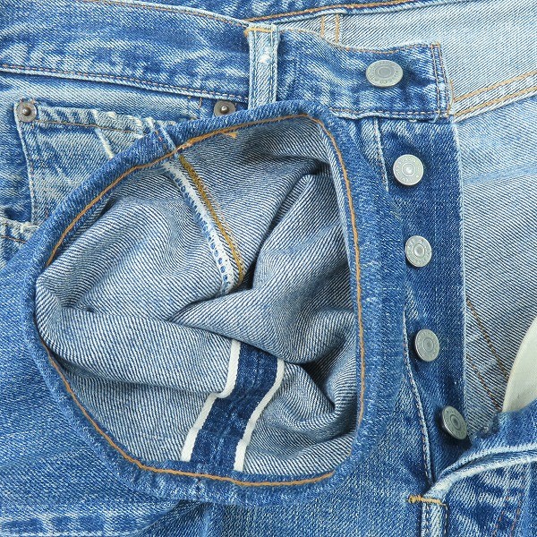 実際に弊社で買取させて頂いたLEVI'S/リーバイス ヴィンテージ 501 66前期 ボタン裏刻印6/点々 ボタンフライデニムパンツの画像 3枚目