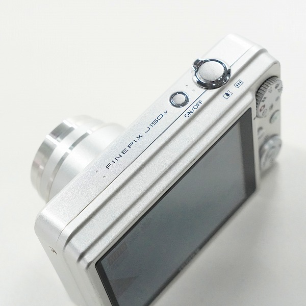 実際に弊社で買取させて頂いたFUJIFILM/富士フイルム FinePix J150w ファインピクス コンパクトデジタルカメラ 動作確認済みの画像 4枚目