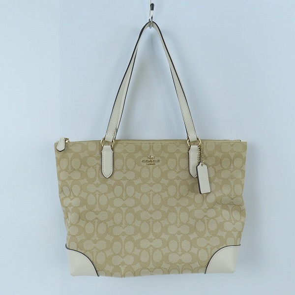 実際に弊社で買取させて頂いたCOACH/コーチ シグネチャー ロゴ 総柄 トートバッグ/CG977