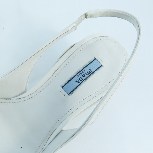 実際に弊社で買取させて頂いたPRADA/プラダトライアングル パッチ パンプス/35の画像 4枚目