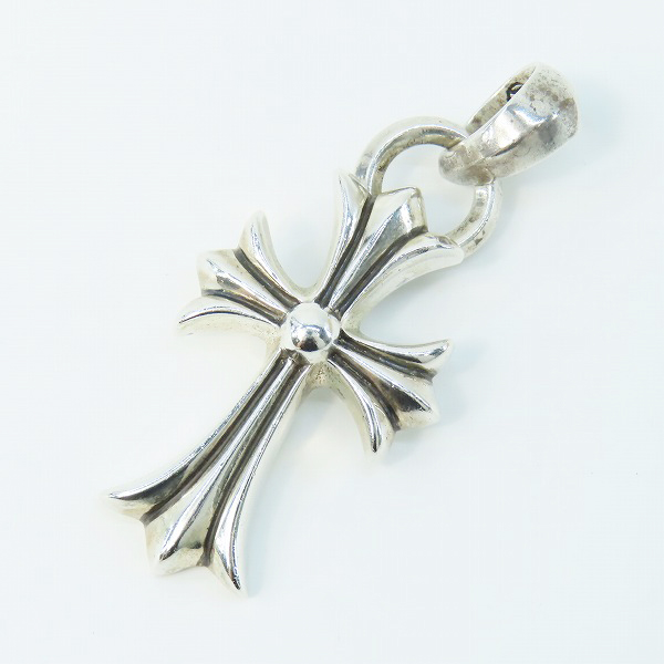 実際に弊社で買取させて頂いたCHROME HEARTS/クロムハーツ CH CRS SML W/BALE スモールCHクロス ペンダントw/プレーンベイル