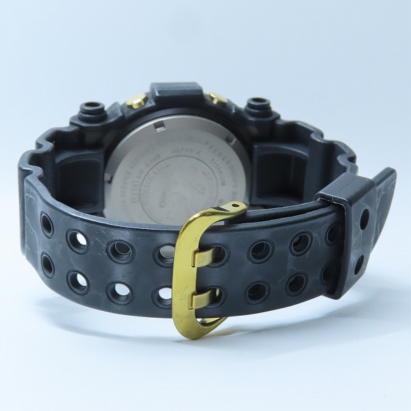 実際に弊社で買取させて頂いたG-SHOCK/Gショック FROGMAN/フロッグマン 黒金蛙 DW-8200B-9A【動作未確認】の画像 2枚目