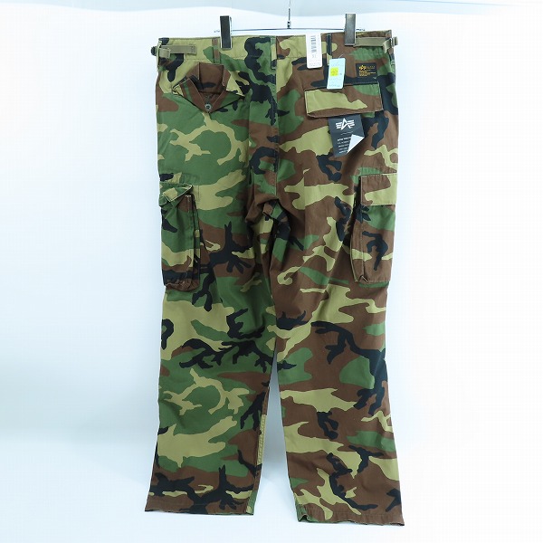 実際に弊社で買取させて頂いた【未使用】ALPHA INDUSTRIES/アルファインダストリーズ カモフラ カーゴパンツ TB1027-120/XLの画像 1枚目