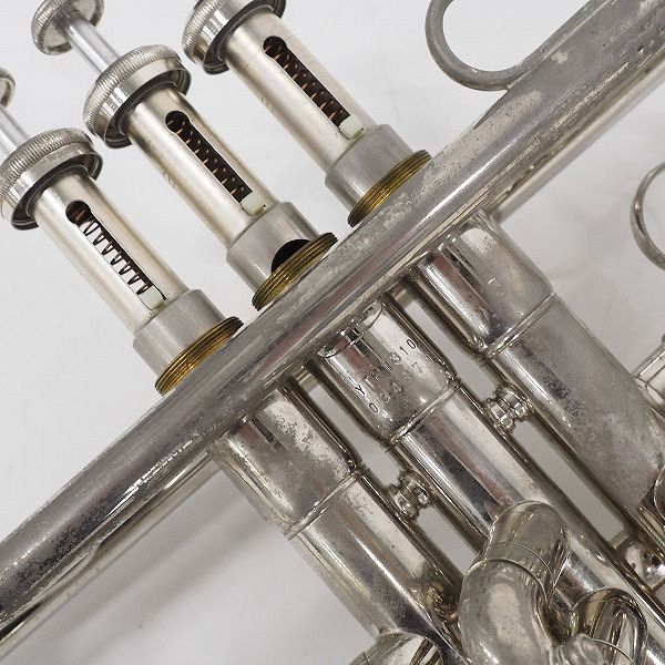 実際に弊社で買取させて頂いたYAMAHA/ヤマハ YTR-1310/YTR1310 トランペット シルバープレート セミハードケース付の画像 4枚目