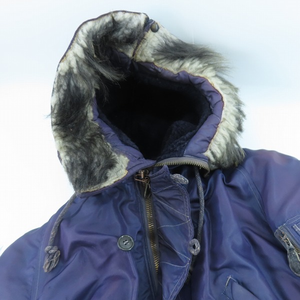 実際に弊社で買取させて頂いたU.S.AIR FORCE/エアフォース CONMARジッパー/ビンテージ N-2A フライトジャケット 8310-485800-46/XLの画像 2枚目