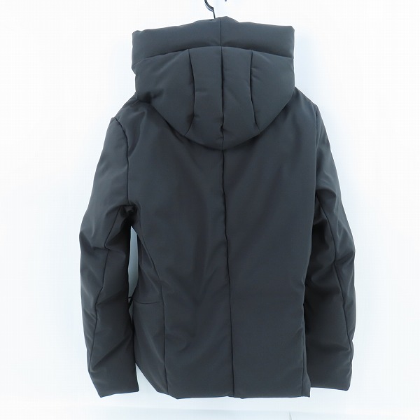 実際に弊社で買取させて頂いたThe Viridi-anne/ザヴィリジアン ハイネック ダウンジャケット ブルゾン VI-FR-002-06/2の画像 1枚目