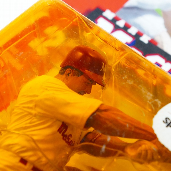 実際に弊社で買取させて頂いた【未開封】McFARLANE TOYS/マクファーレントイズ ビッグリーグチャレンジ #25 MARK McGWIRE マーク・マグワイア 白 フィギュアの画像 2枚目