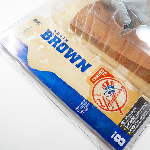 実際に弊社で買取させて頂いた【未開封】McFARLANE/マクファーレン ニューヨーク・ヤンキース #27 KEVIN BROWN ケビン・ブラウン フィギュアの画像 5枚目