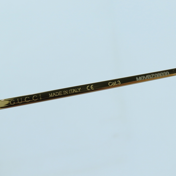 実際に弊社で買取させて頂いたGUCCI/グッチ インターロッキングG サングラス/アイウェア GG0437SA 002の画像 3枚目