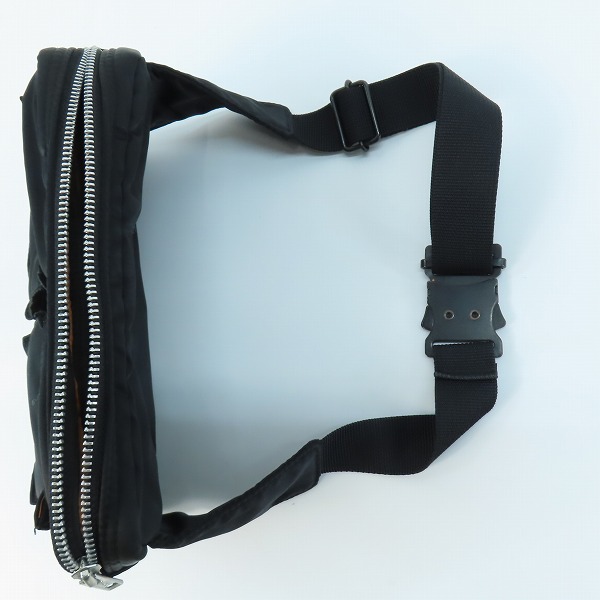 実際に弊社で買取させて頂いたPORTER/ポーター TANKER/タンカー ボディバッグ/ウエストバッグ ブラックの画像 6枚目