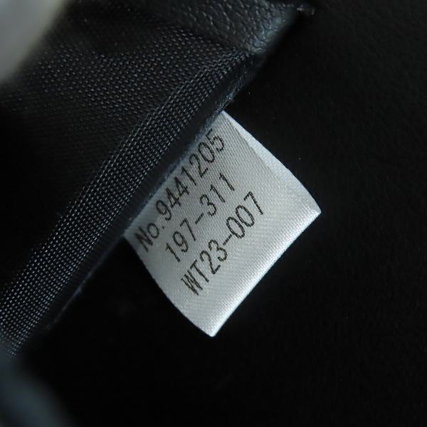 実際に弊社で買取させて頂いた【未使用】Zero Halliburton/ゼロハリバートンClassic Aluminum 3.0 ATT Large Attaché ラージアタッシュケース/944120005の画像 7枚目