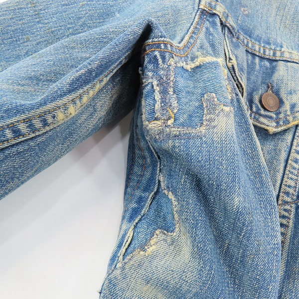 実際に弊社で買取させて頂いたLevi`s/リーバイス ボタン裏刻印45/ヴィンテージ/ビンテージ デニムジャケット の画像 5枚目