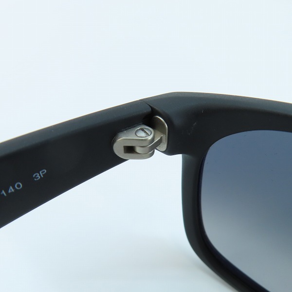 実際に弊社で買取させて頂いたRay-Ban/レイバン NEW WAYFARER/ニューウェイファーラー  偏光レンズ サングラス/アイウエア RB2132-F 601-Sの画像 4枚目