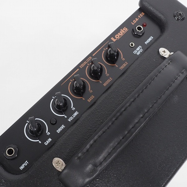 実際に弊社で買取させて頂いたLouis/ルイス LGA-15S 小型ギター用アンプ 15w【動作確認済】の画像 4枚目